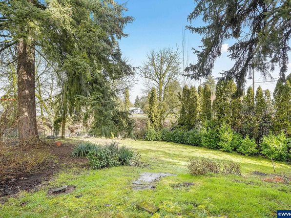 1300 NE 2nd St, Corvallis, OR 97330