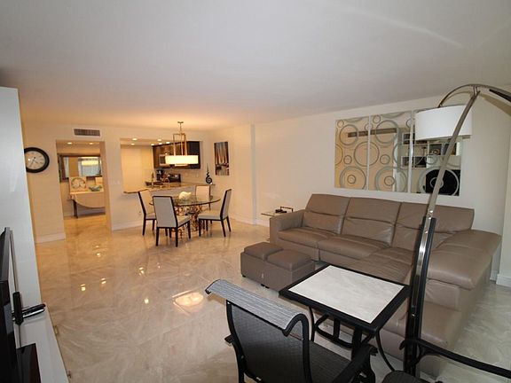 5th image of 3430 Galt Ocean Dr APT 304