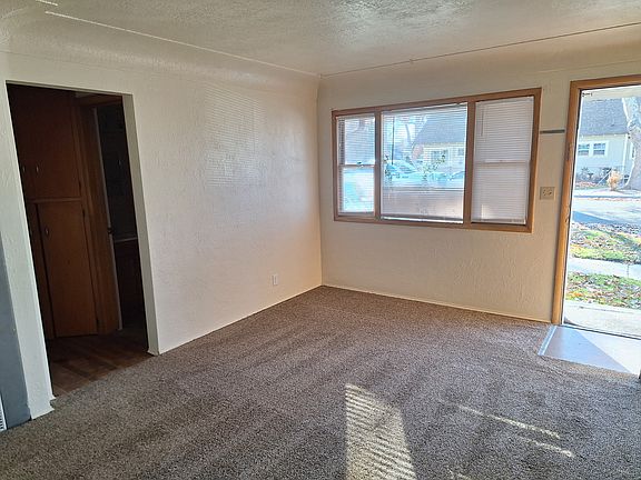 2nd image of 520 4th St S