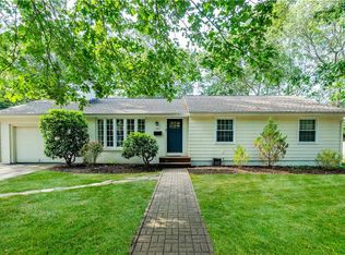 185 Brookhaven Rd, North Kingstown, RI 02852