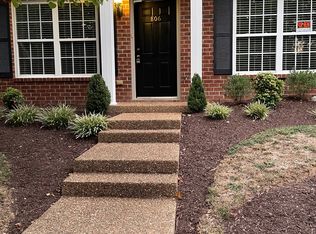 806 Cashmere Dr, Thompsons Station, TN 37179