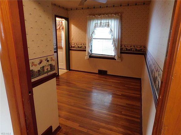 5th image of 3345 Quentin Dr