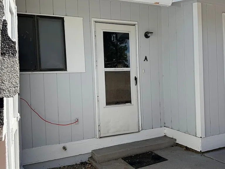 165 N Cherry St — Photo 11