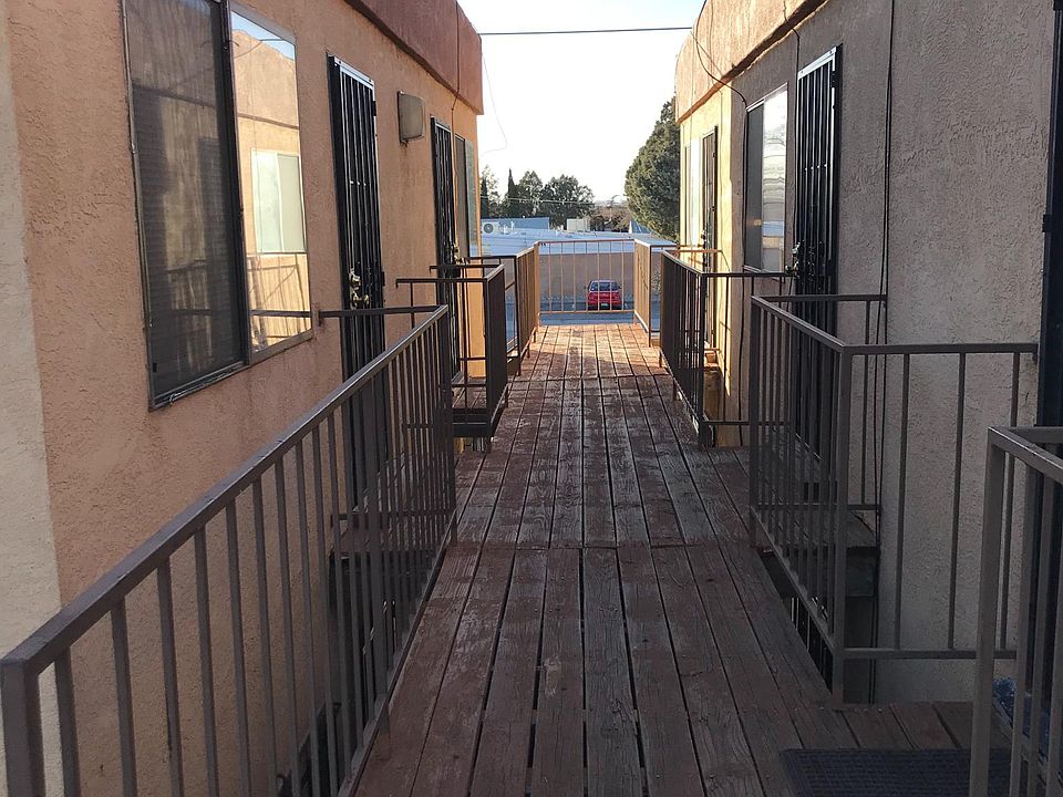 1st image of 1912 Alvarado Dr NE APT J