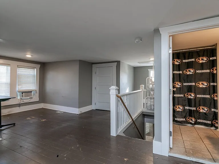 1514 Richardson St — Photo 7