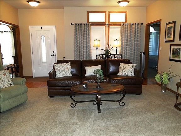 TALL CEILING (12'6"), CROWN MOLDING.  INTERIOR DOORS ARE SOLID WOOD, RAISED PANEL.