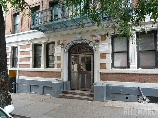 Rented by Bellmarc Realty | media 24