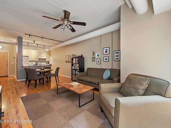 5th image of 1440 S Michigan Ave APT 216