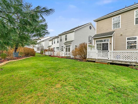 3rd image of 1101 Eddy Ct #1301