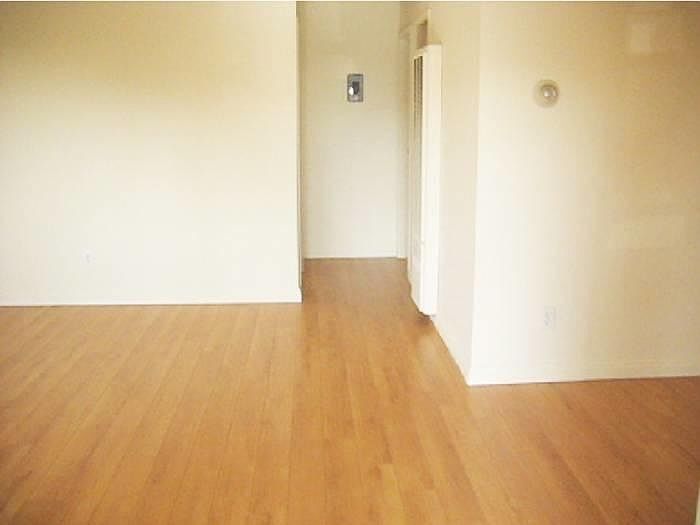 2nd image of 2337 W Gramercy Ave #2
