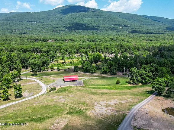2nd image of 74 Goat Hill Road