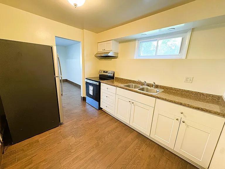 1034 Fenton St #1 — Photo 10