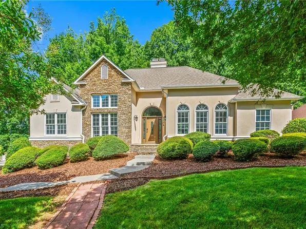 2554 Dilworth St, Winston Salem, NC 27101