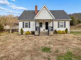 147 Sloan Branch Rd, Pleasant Shade, TN 37145