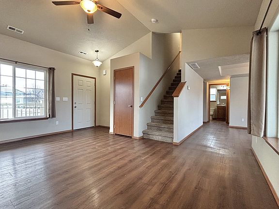 3rd image of 8811 N Elm St