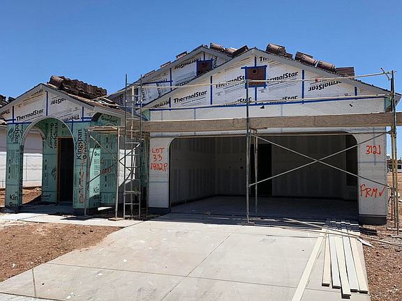 2nd image of 3121 E MILLENNIUM Way