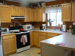 1st image of 219 E Granite Ave