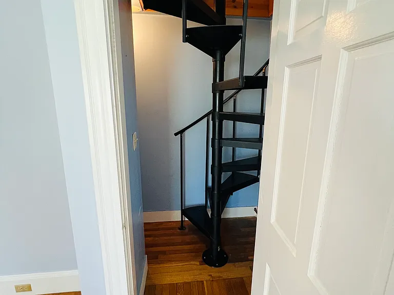 3 Lynnfield St #2 — Photo 28