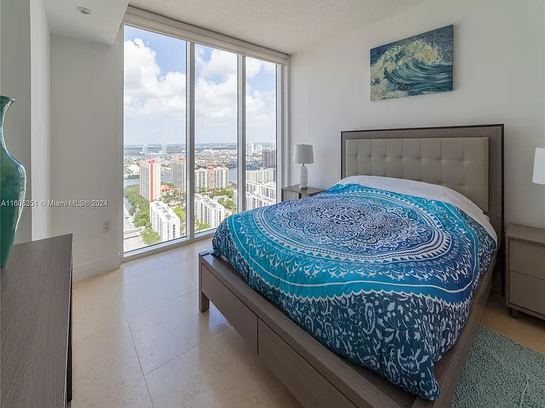 16699 Collins Ave #3707 — Photo 16