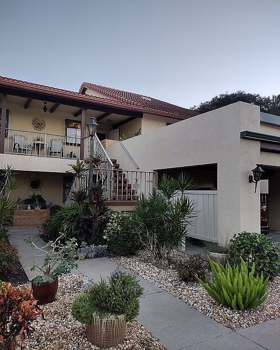 1st image of 742 Avenida Estancia #106