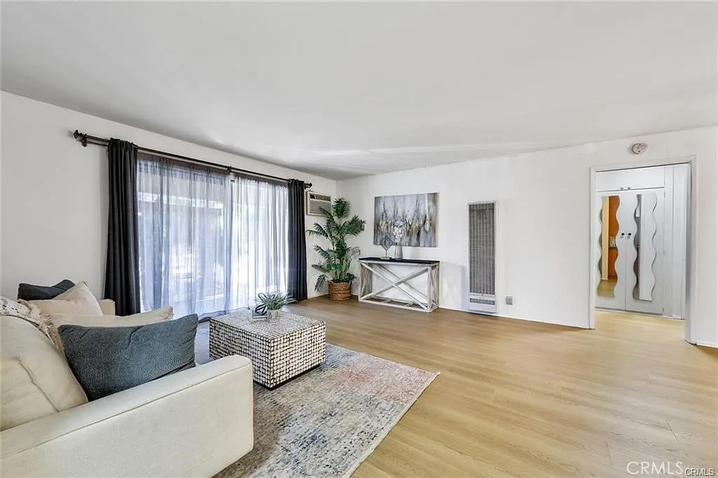 1 bed, 764 sqft, $2,395 — Photo 1