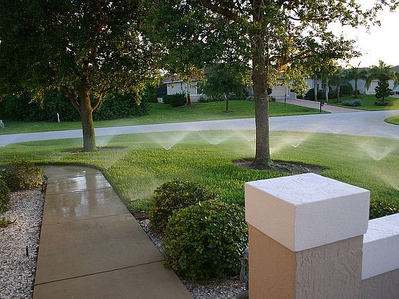 2nd image of 205 Arlington Dr