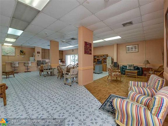 3rd image of 3201 NE 14th St #403