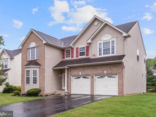 20 Doolin Bay Dr, Bear, DE 19701