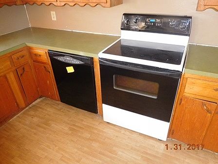3rd image of 3822 NW Cherry Ave