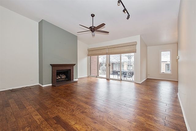 1st image of 19W285 Palace Green Ln