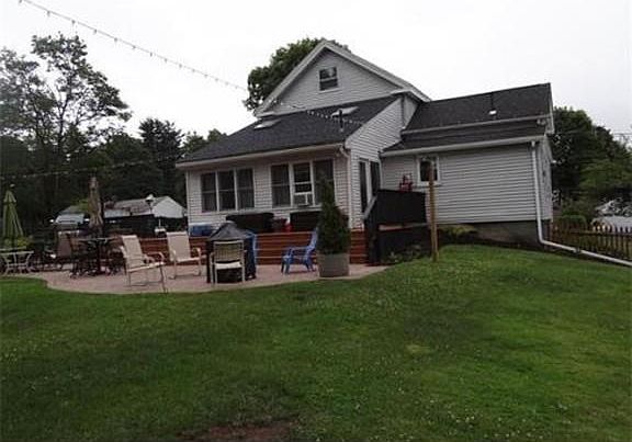 1st image of 140 Essex St