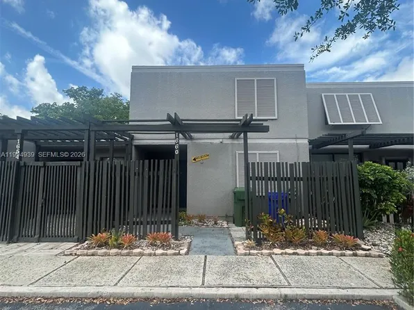 1660 NW 113th Way, Hollywood, FL 33026