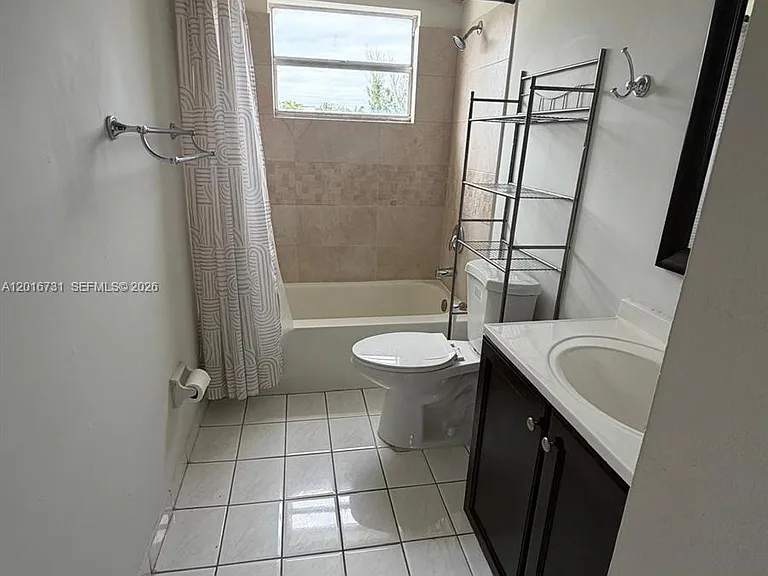 30 NW 87th Ave #C225 — Photo 15