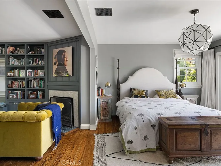 3704 Prestwick Dr — Photo 30