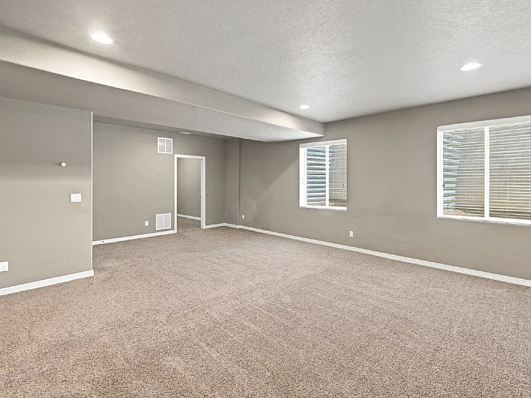 7646 Bigtooth Maple Dr — Photo 25