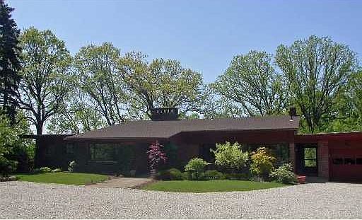 2nd image of 139 Laurin Dr
