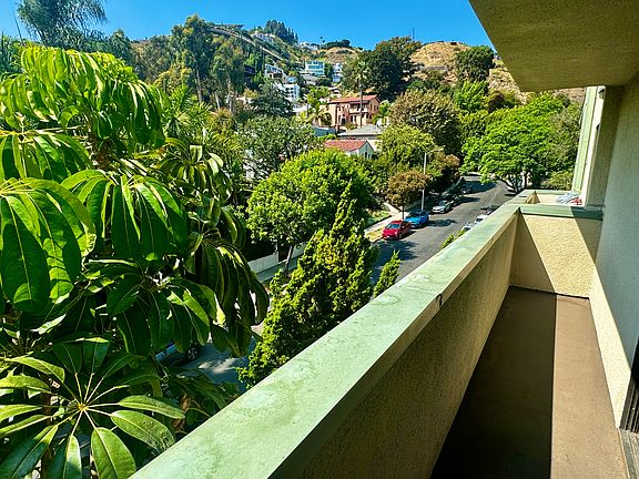 3rd image of 7777 Hollywood Blvd #312A