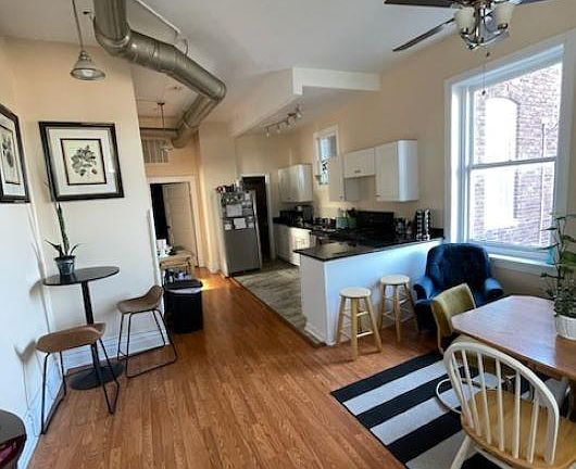 4th image of 2700 W Grace St APT 2