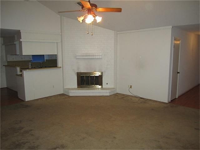 2nd image of 4014 Thistledown Dr