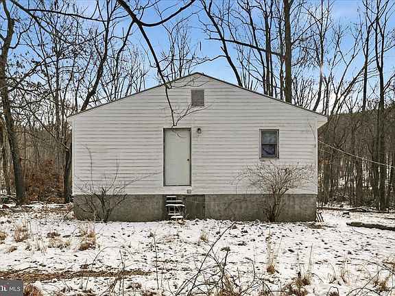 4th image of 19200 Charles Town Rd