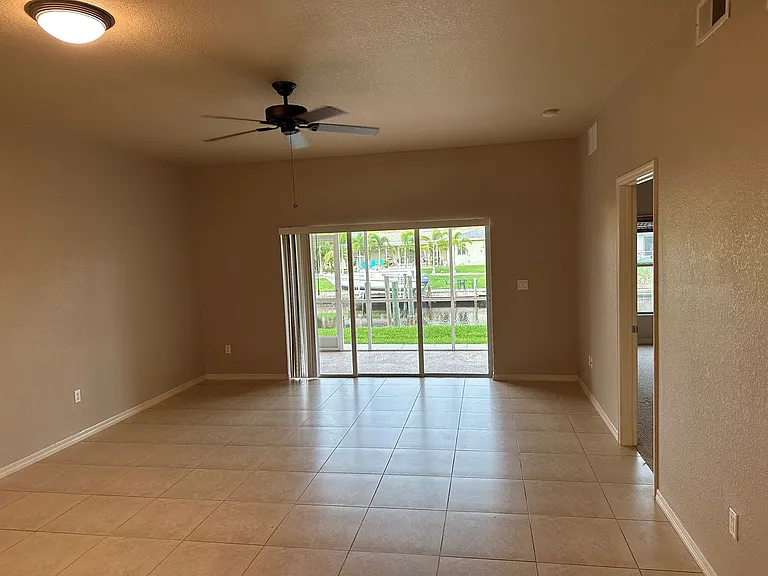 5135 Coronado Pkwy — Photo 7