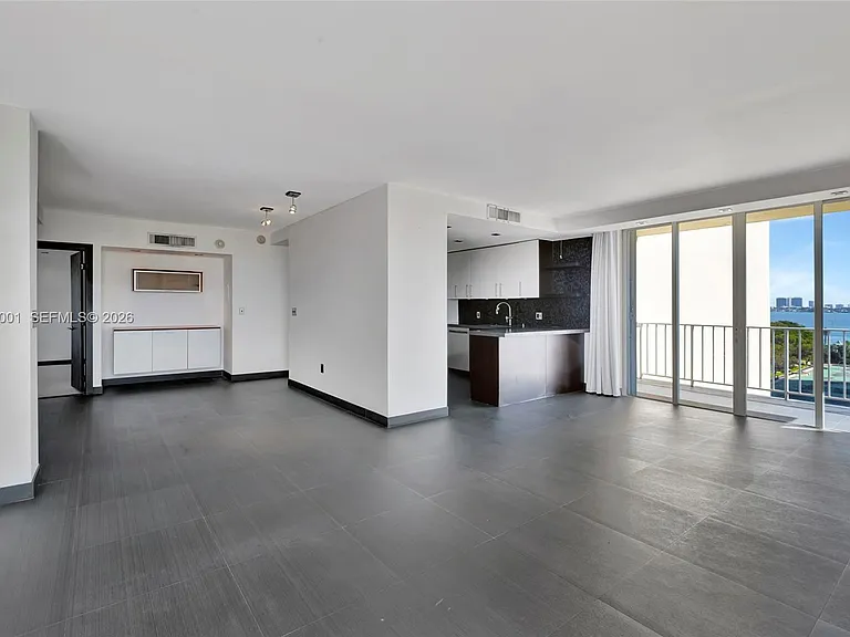 11111 Biscayne Blvd #9B-928 — Photo 13