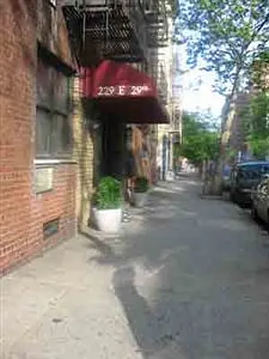 Rented by Douglas Elliman | media 16