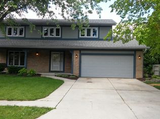 1859 Hickory Hill Dr, Columbus, OH 43228