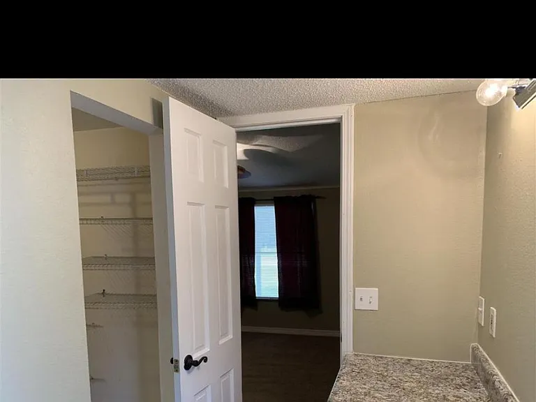 1000 Requin Ln — Photo 20