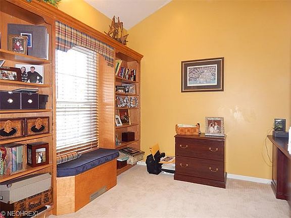 5th image of 3531 Windsong Dr