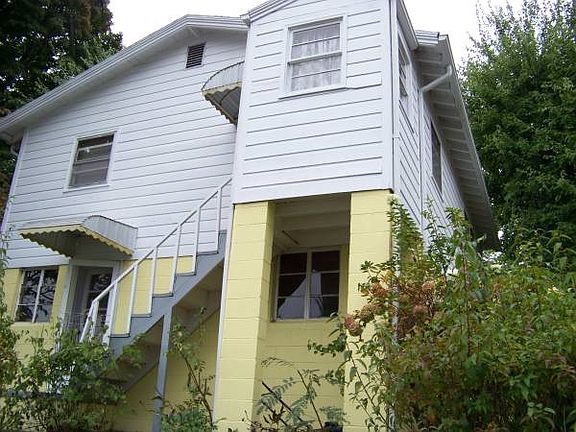 4th image of 205 Milligan Dr