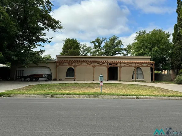 1003 W Riverside Dr, Carlsbad, NM 88220