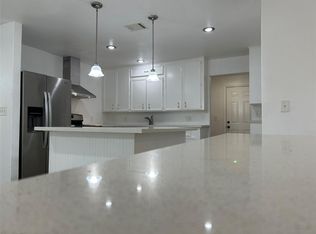 7410 Allsup St, Houston, TX 77061