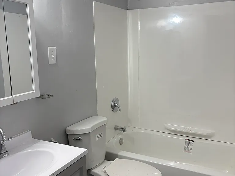 14347 Westwood St — Photo 1